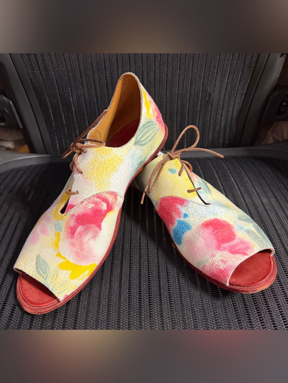 Cydwoq Sight Leather Floral Watercolor Lace-Up Peep-Toe Flats - Multicolor